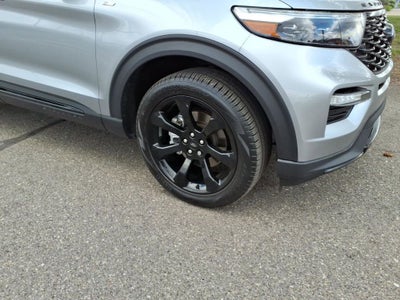 2024 Ford Explorer ST-Line