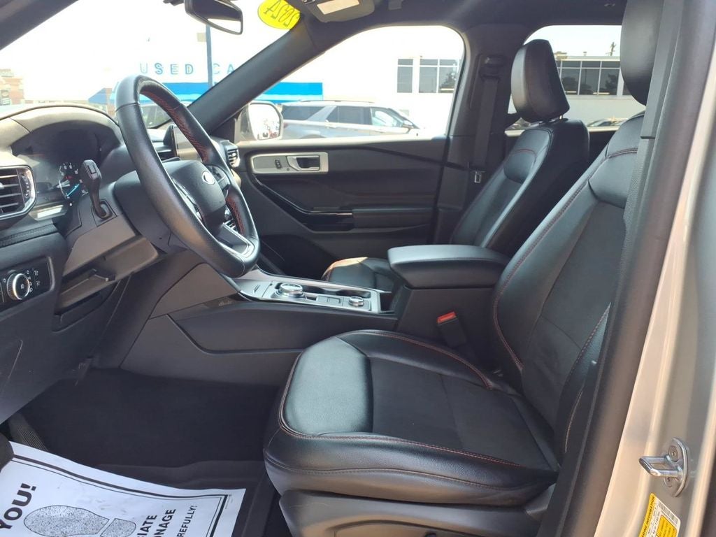 2024 Ford Explorer ST-Line