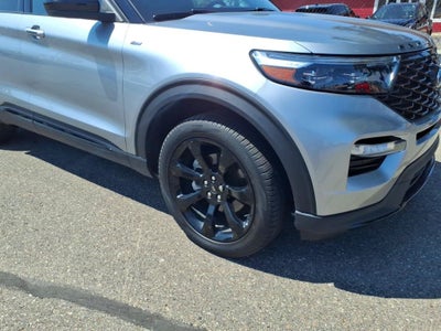 2024 Ford Explorer ST-Line