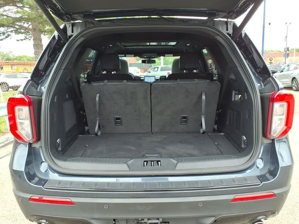 2024 Ford Explorer ST-Line