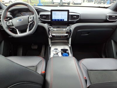 2024 Ford Explorer ST-Line