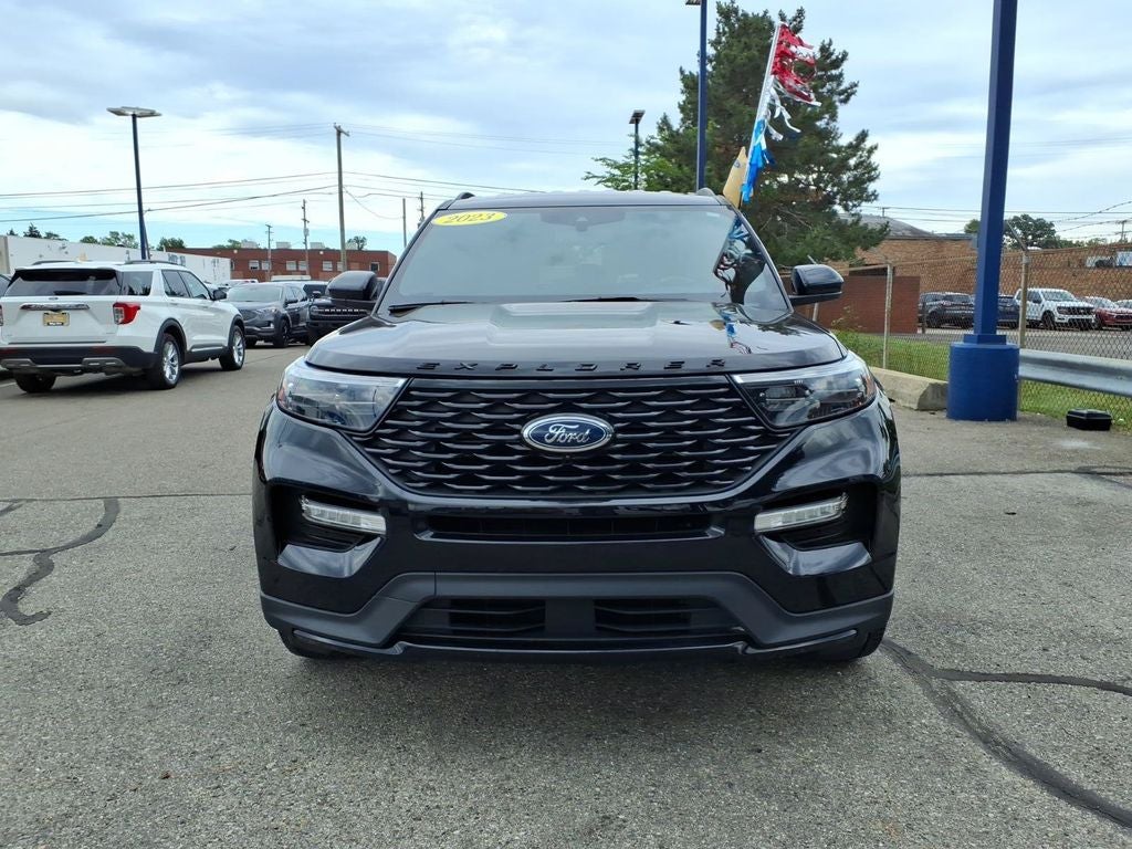 2023 Ford Explorer ST-Line