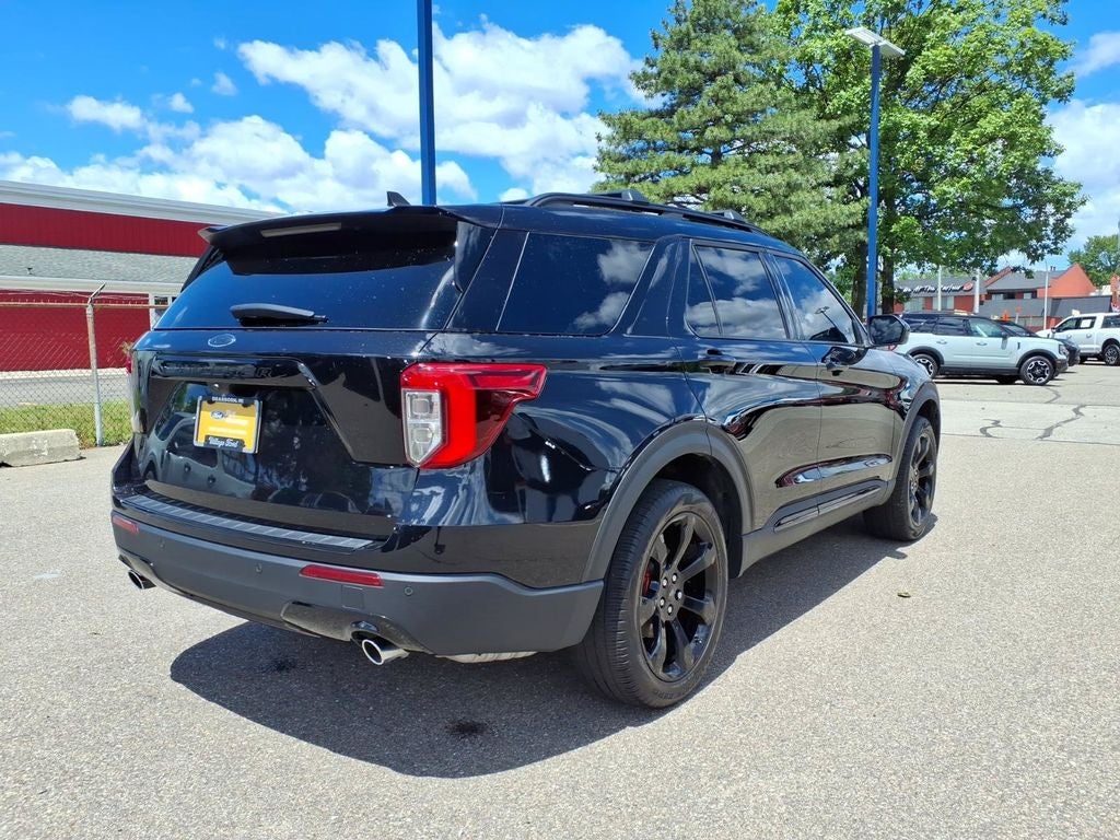 2023 Ford Explorer ST-Line