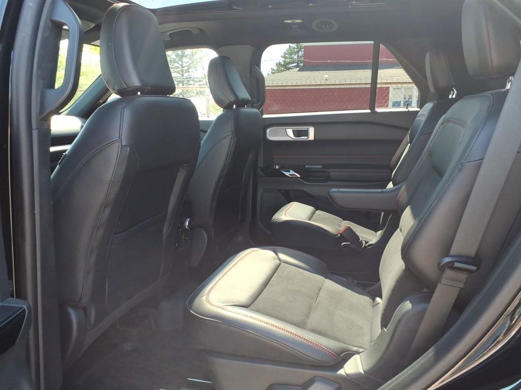 2023 Ford Explorer ST-Line