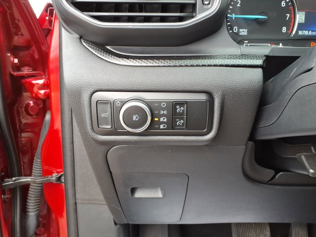 2024 Ford Explorer ST-Line