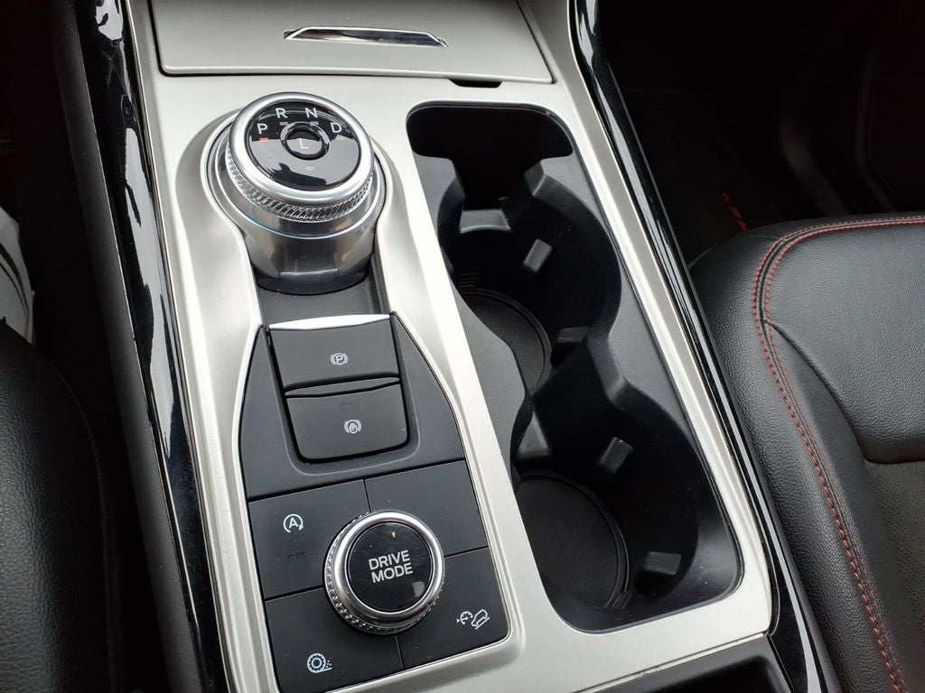 2024 Ford Explorer ST-Line