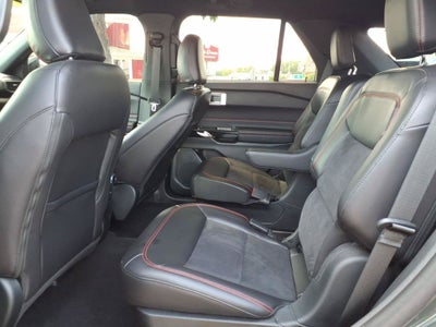 2024 Ford Explorer ST-Line