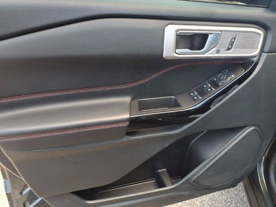 2024 Ford Explorer ST-Line