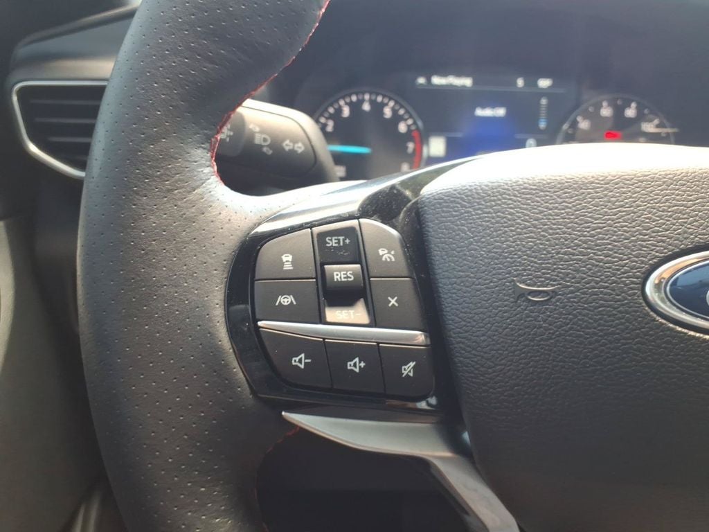 2024 Ford Explorer ST-Line