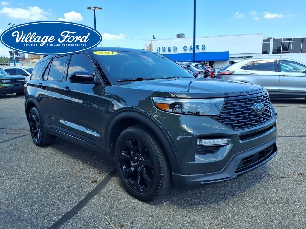 2024 Ford Explorer ST-Line