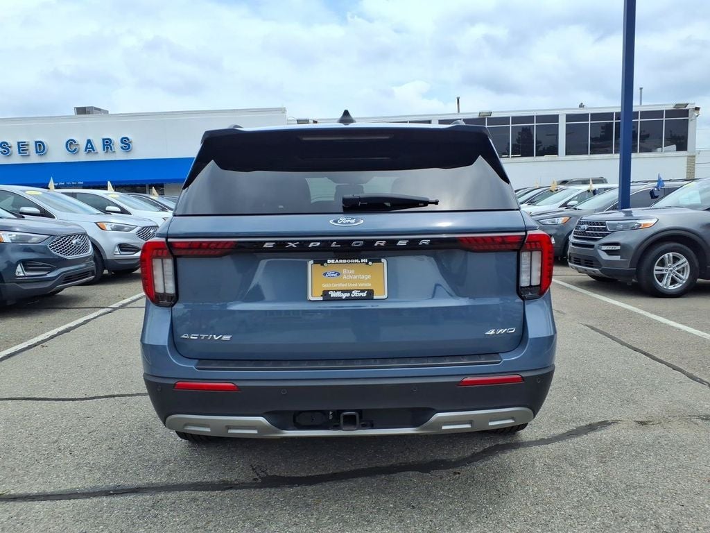 2025 Ford Explorer Active