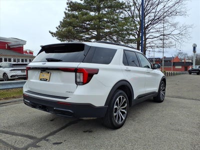2025 Ford Explorer ST-Line