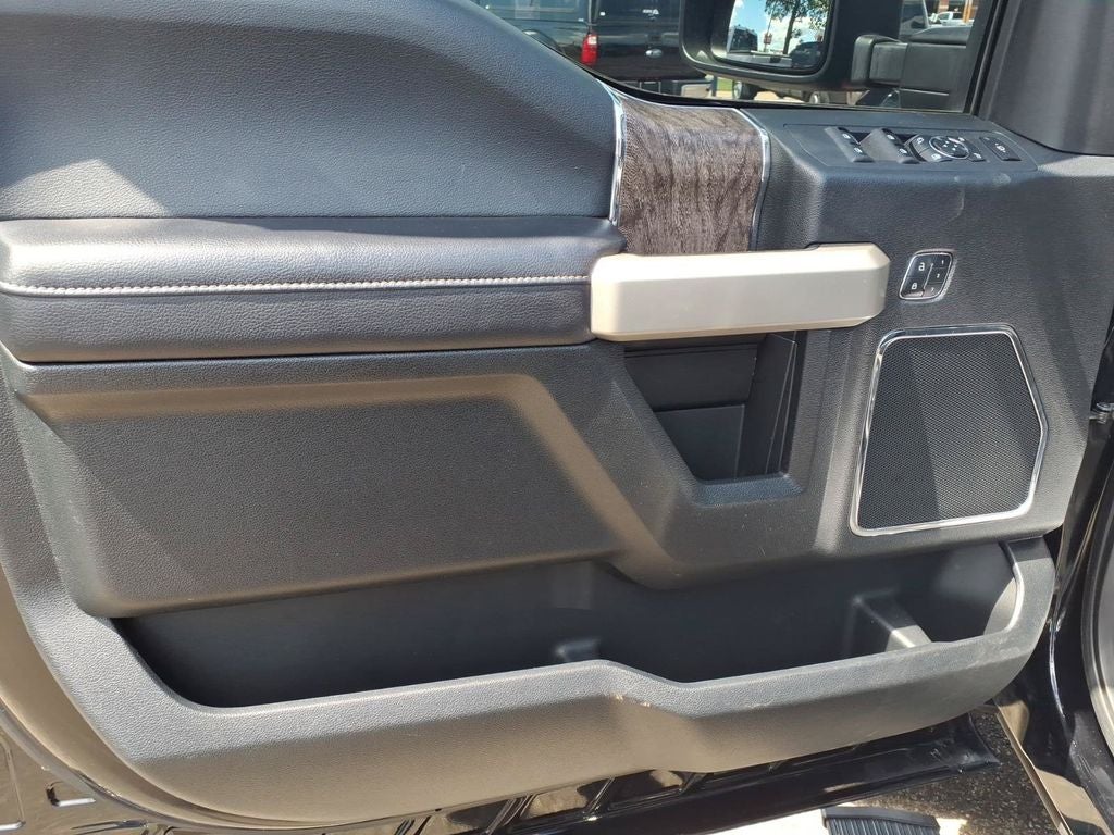 2017 Ford F-350SD Lariat
