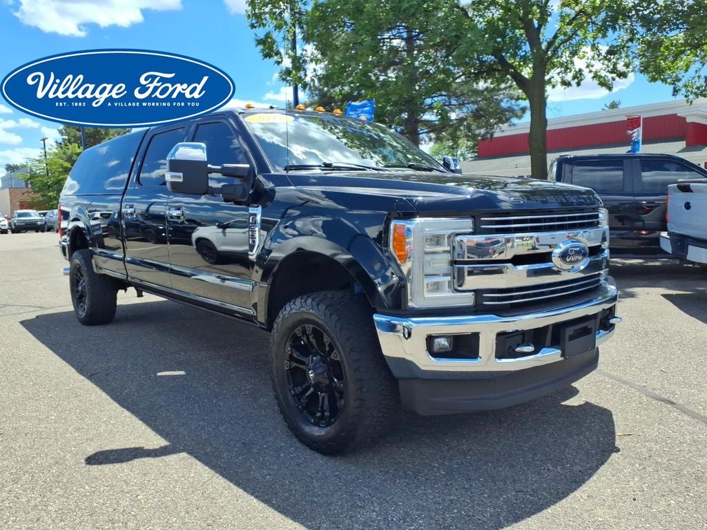 2017 Ford F-350SD Lariat