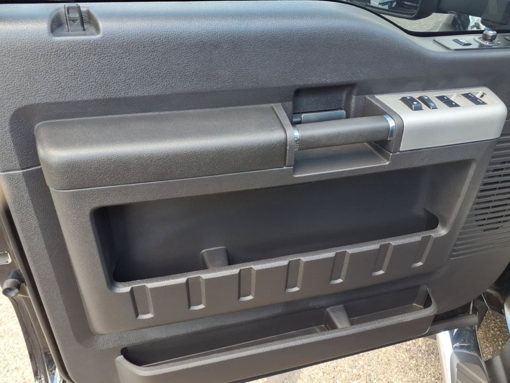 2015 Ford F-350SD Lariat DRW
