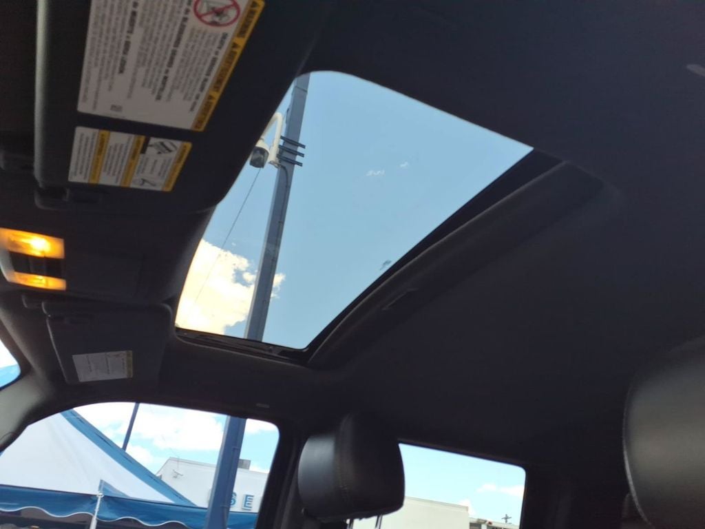 2015 Ford F-350SD Lariat DRW