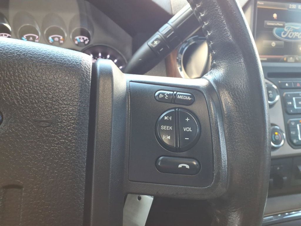 2015 Ford F-350SD Lariat DRW