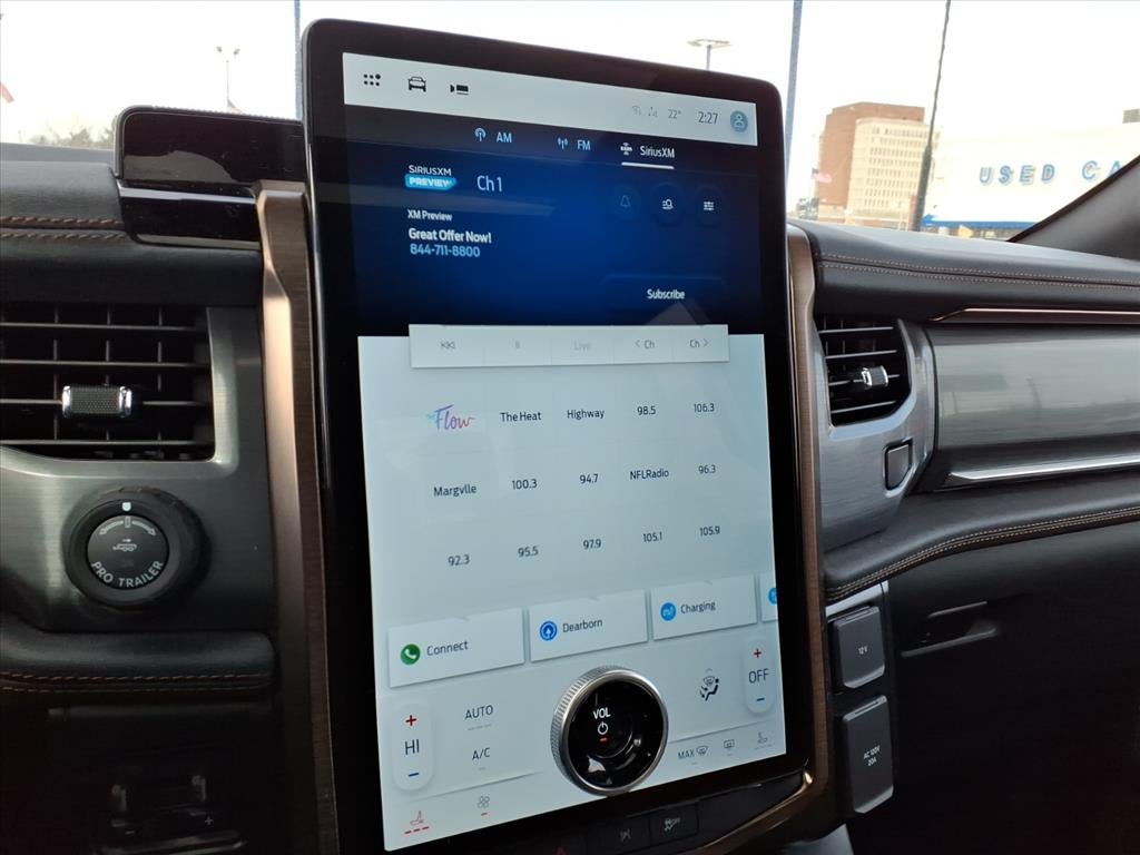 2023 Ford F-150 Lightning Lariat