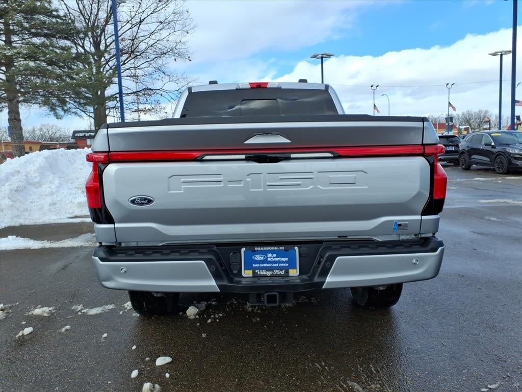 2023 Ford F-150 Lightning Lariat