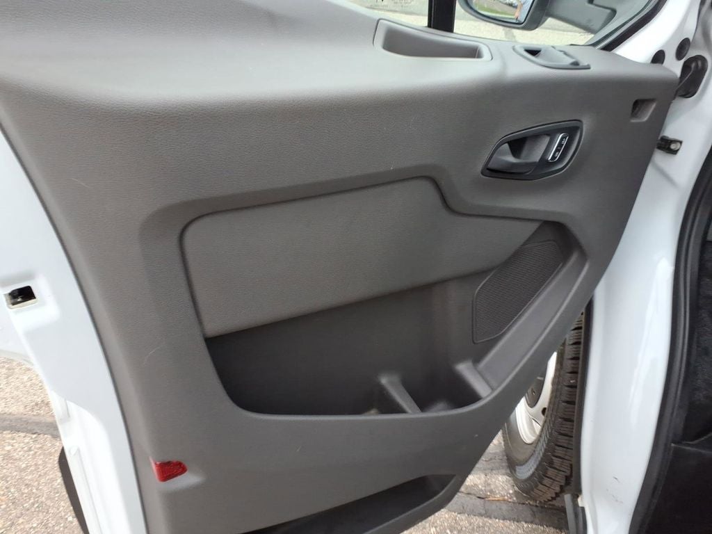 2025 Ford Transit-150 Base