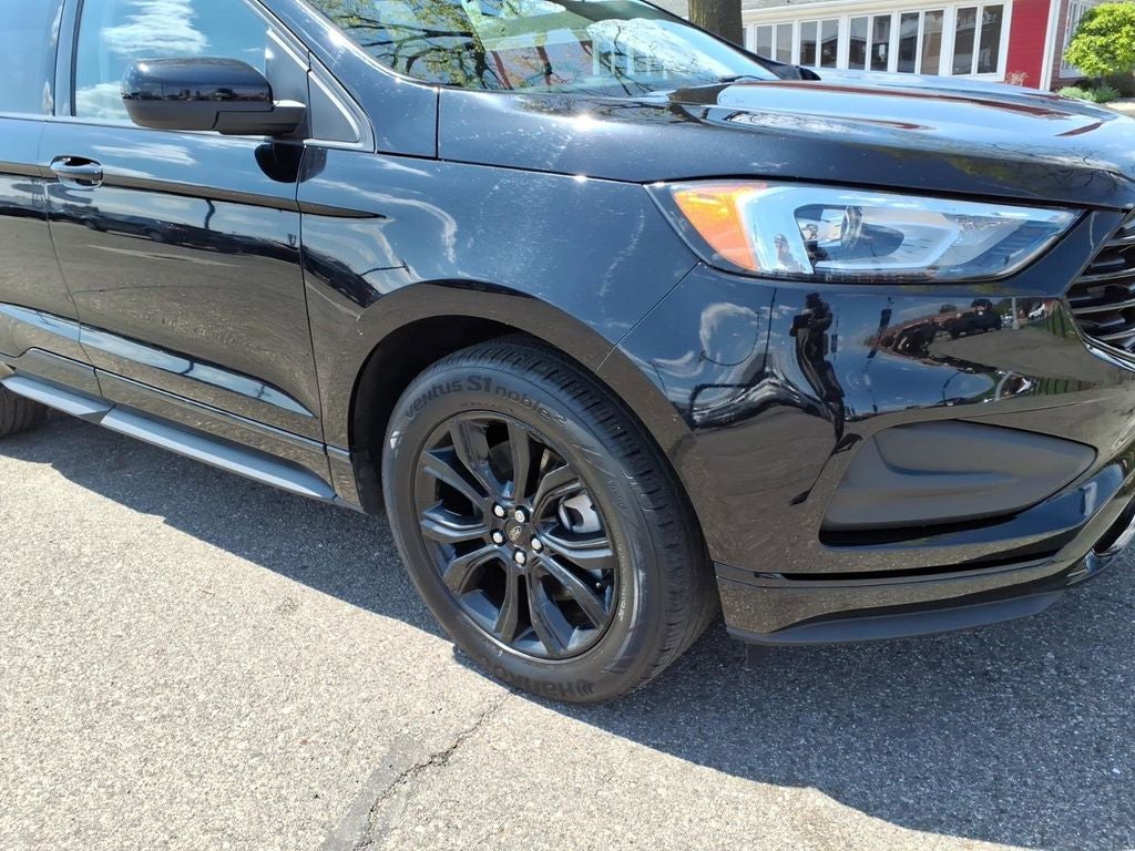 2023 Ford Edge SE