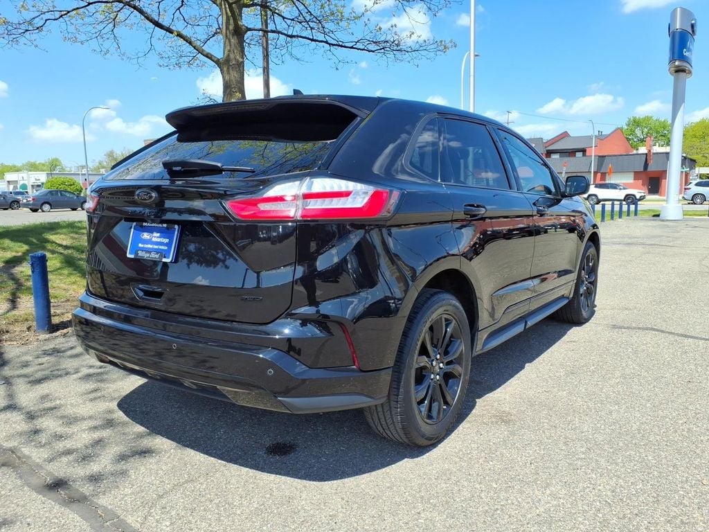 2023 Ford Edge SE