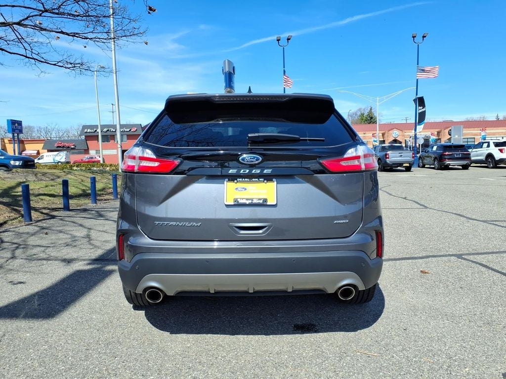 2023 Ford Edge Titanium
