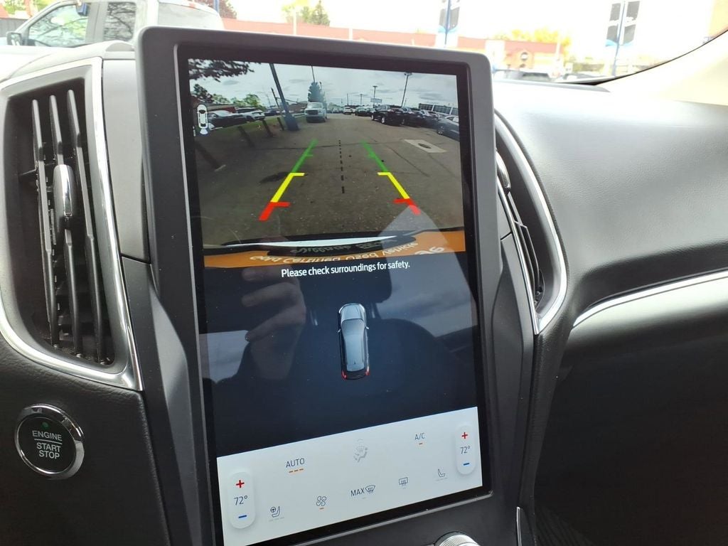 2023 Ford Edge Titanium