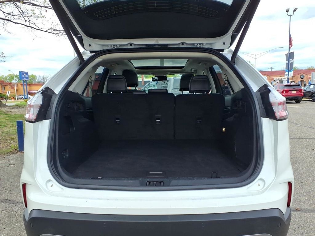 2023 Ford Edge Titanium
