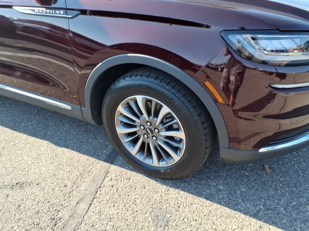 2023 Lincoln Nautilus Standard