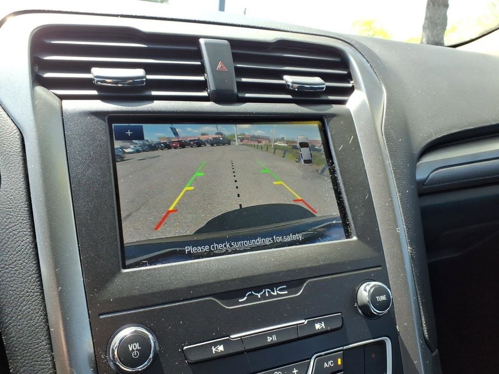 2020 Ford Fusion SE