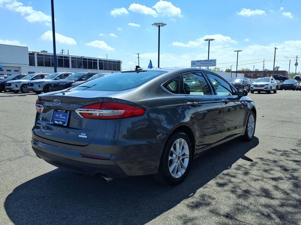 2020 Ford Fusion SE