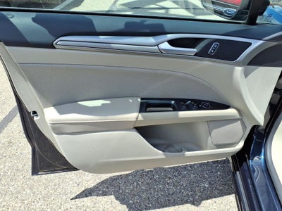 2020 Ford Fusion SE