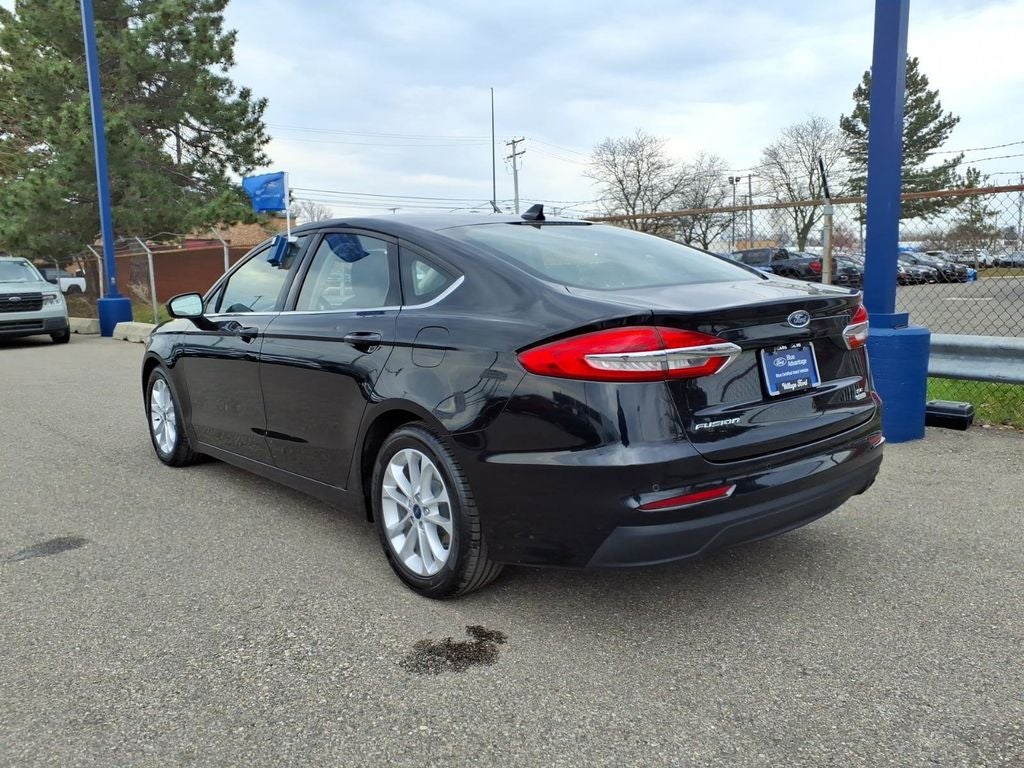 2020 Ford Fusion SE
