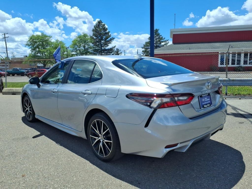 2024 Toyota Camry SE